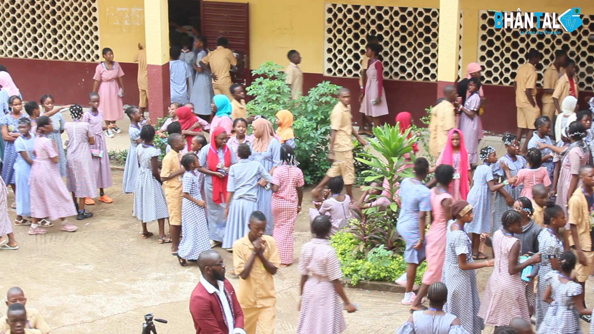 Reportage - Fin des examens d'entrée en 7e année-Thumbnail