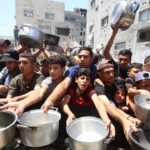 Infrastructures : Accident de circulation: un camion-citerne finit son parcours sur l’échangeur de Bambéto.